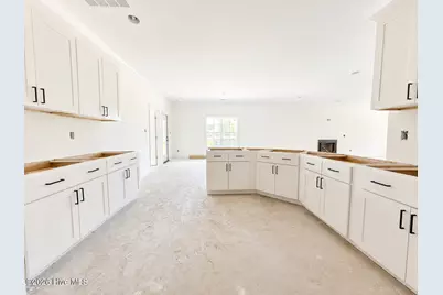 2889 Catherine Lake Road, Richlands, NC 28574 - Photo 7