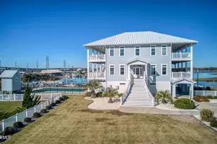 111 N New River Dr, Surf City, NC 28445 - Photo 13