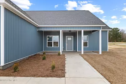 411 Wade Drive, Richlands, NC 28574 - Photo 3