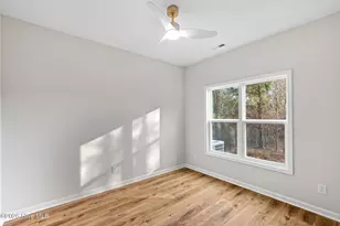 411 Wade Dr, Richlands, NC 28574 - Photo 17