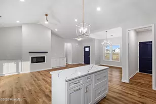 411 Wade Dr, Richlands, NC 28574 - Photo 13