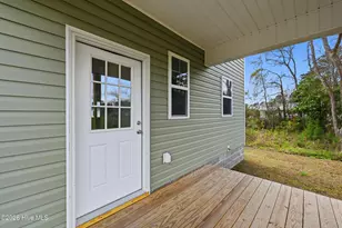 706 W Hayes St, Burgaw, NC 28425 - Photo 29