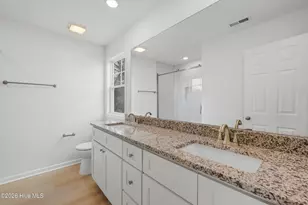 706 W Hayes St, Burgaw, NC 28425 - Photo 21