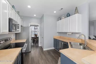 1106 Woods Court, Morehead City, NC 28557 - Photo 11
