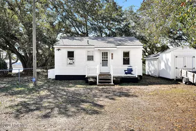 421 Lockwood Folly Road SE, Bolivia, NC 28422 - Photo 1