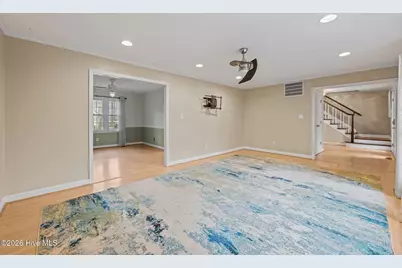 327 Plantation Drive, New Bern, NC 28562 - Photo 11
