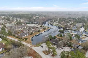 327 Plantation Dr, New Bern, NC 28562 - Photo 53