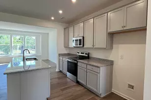 1407 Goldsboro Ave, Sanford, NC 27330 - Photo 3