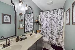 110 Cottage Ln, Jacksonville, NC 28546 - Photo 11