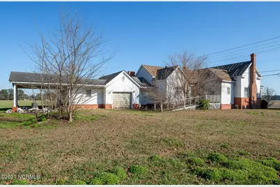 1116 W Elizabeth Street, Clinton, NC 28328 - Photo 7