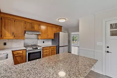 303 N Lincoln Street, Benson, NC 27504 - Photo 21