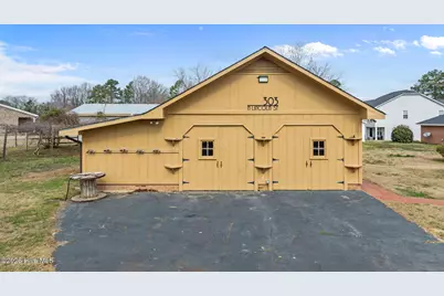 303 N Lincoln Street, Benson, NC 27504 - Photo 53