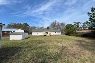410 Loma Linda Dr, Cape Carteret, NC 28584 - Photo 5