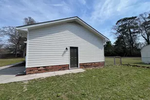 410 Loma Linda Dr, Cape Carteret, NC 28584 - Photo 7