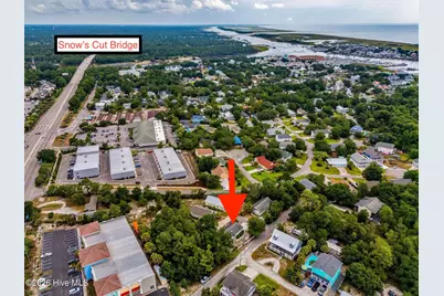 408 Risley Road, Carolina Beach, NC 28428 - Photo 3