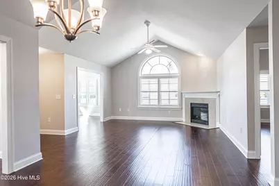 117 W Chelsea Court, Southern Pines, NC 28387 - Photo 5