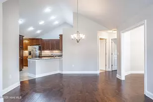 117 W Chelsea Ct, Southern Pines, NC 28387 - Photo 7