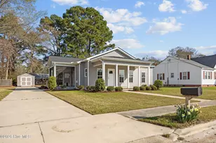 102 E Purvis St, Robersonville, NC 27871 - Photo 15