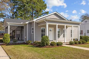 102 E Purvis St, Robersonville, NC 27871 - Photo 3