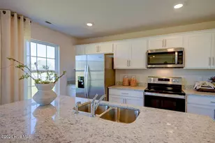2132 Montalvan Dr, Greenville, NC 27834 - Photo 9