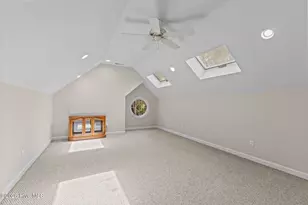 121 Oakleaf Dr, Pine Knoll Shores, NC 28512 - Photo 37