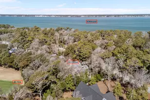 121 Oakleaf Dr, Pine Knoll Shores, NC 28512 - Photo 9