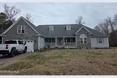 134 Bur Oaks Boulevard, Newport, NC 28570 - Photo 1
