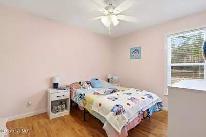 525 W Edwards Street, Princeton, NC 27569 - Photo 21