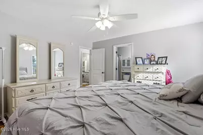 525 W Edwards Street, Princeton, NC 27569 - Photo 23