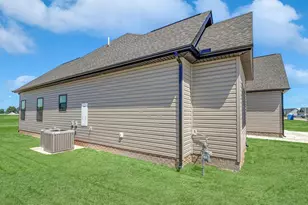 305 Spinnaker St, Elizabeth City, NC 27909 - Photo 5