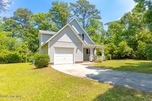 203 Panama Terrace, Morehead City, NC 28557 - Photo 3