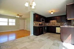 1006 Onsville Dr, Jacksonville, NC 28546 - Photo 7