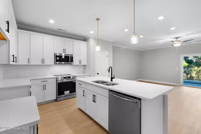 230 Cline Way #Unit 130, 1809 Live Oak, Beaufort, NC 28516 - Photo 11