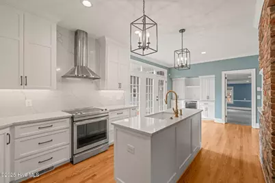 213 W Stevens Street, Smithfield, NC 27577 - Photo 9