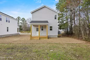 709 W Hayes St, Burgaw, NC 28425 - Photo 31