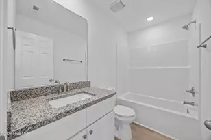 709 W Hayes St, Burgaw, NC 28425 - Photo 27