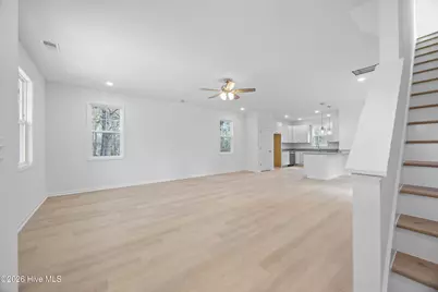 709 W Hayes Street, Burgaw, NC 28425 - Photo 7