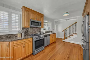 510 Canal Dr, Carolina Beach, NC 28428 - Photo 15