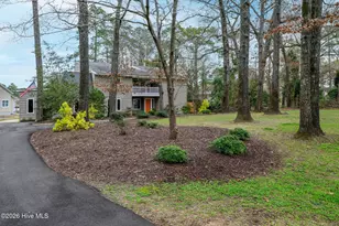 302 Plantation Dr, New Bern, NC 28562 - Photo 81