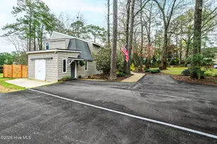 302 Plantation Dr, New Bern, NC 28562 - Photo 67