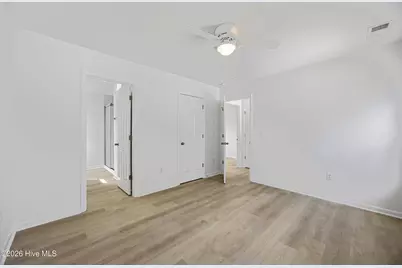 711 W Hayes Street, Burgaw, NC 28425 - Photo 19