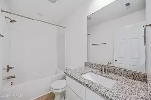 711 W Hayes St, Burgaw, NC 28425 - Photo 27