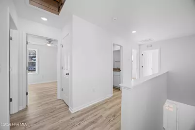 310 S Vann Street, Burgaw, NC 28425 - Photo 17