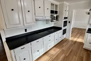 2112 Leon Dr, Greenville, NC 27858 - Photo 9