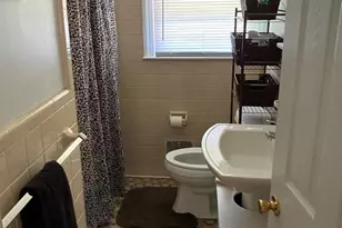 102 N Meade St, Greenville, NC 27858 - Photo 9