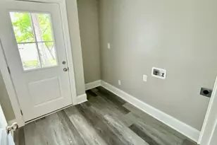 1910 E 9th St, Greenville, NC 27858 - Photo 7