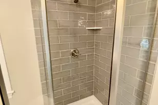1910 E 9th St, Greenville, NC 27858 - Photo 9