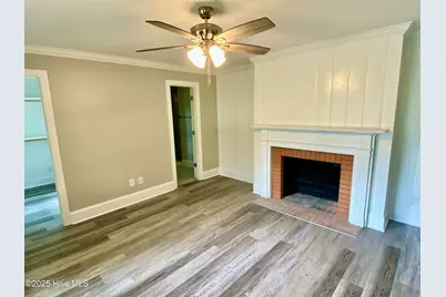 1910 E 9th Street, Greenville, NC 27858 - Photo 11