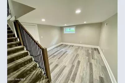 1910 E 9th Street, Greenville, NC 27858 - Photo 3
