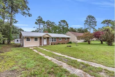 17 Burton Road, Southport, NC 28461 - Photo 3